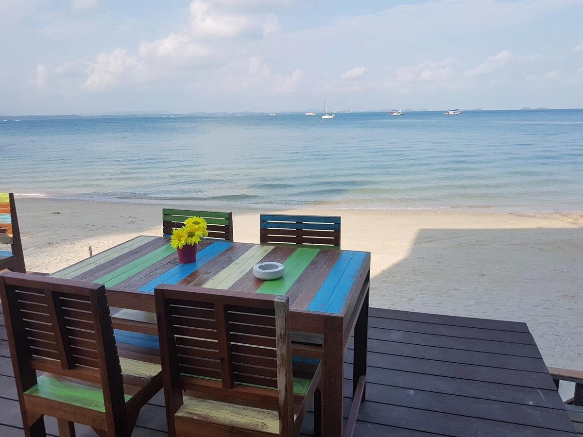 Hotel Baan Rom Talay Made' Koh Samet Exterior foto